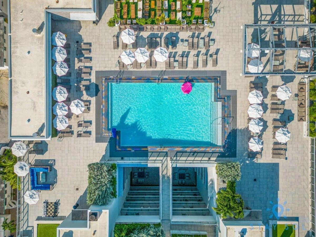 Beach Resort INFINITY EDGE SWIMMING POOL Hollywood Exterior foto