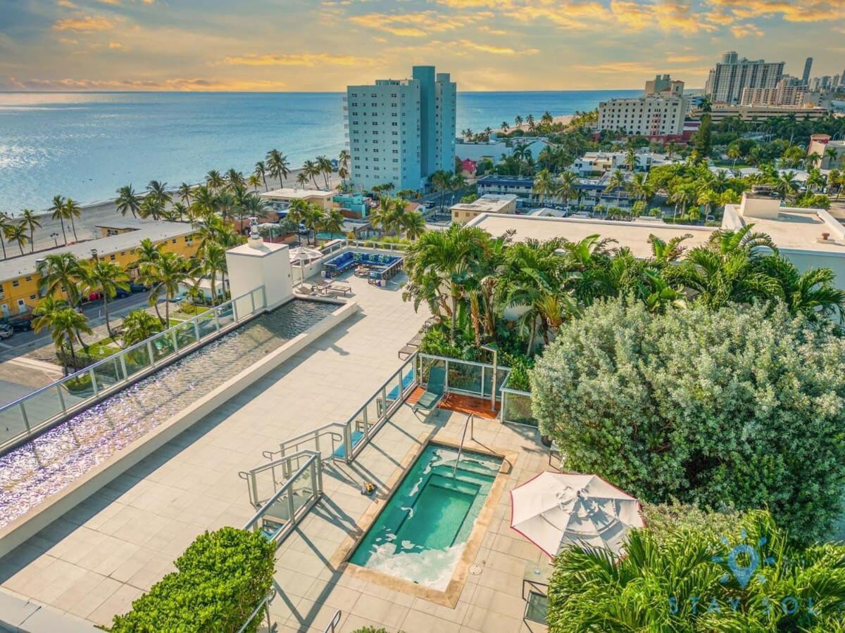 Beach Resort INFINITY EDGE SWIMMING POOL Hollywood Exterior foto