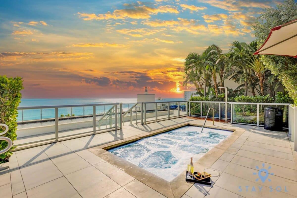 Beach Resort INFINITY EDGE SWIMMING POOL Hollywood Exterior foto